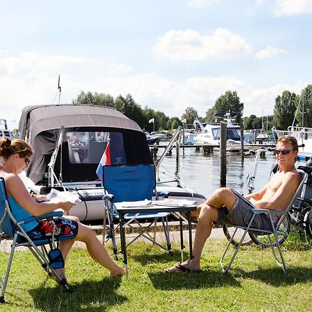 Oostappen Vakantiepark Riviera Beach 比丁赫伊曾 外观 照片