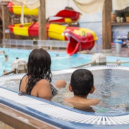 Oostappen Vakantiepark Riviera Beach 比丁赫伊曾 外观 照片