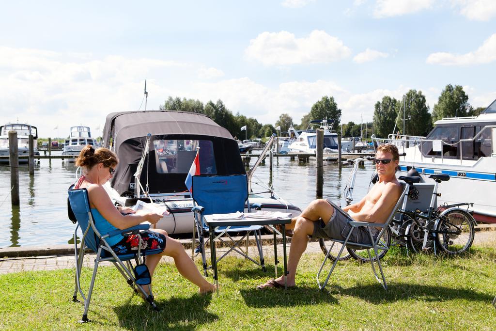 Oostappen Vakantiepark Riviera Beach 比丁赫伊曾 外观 照片