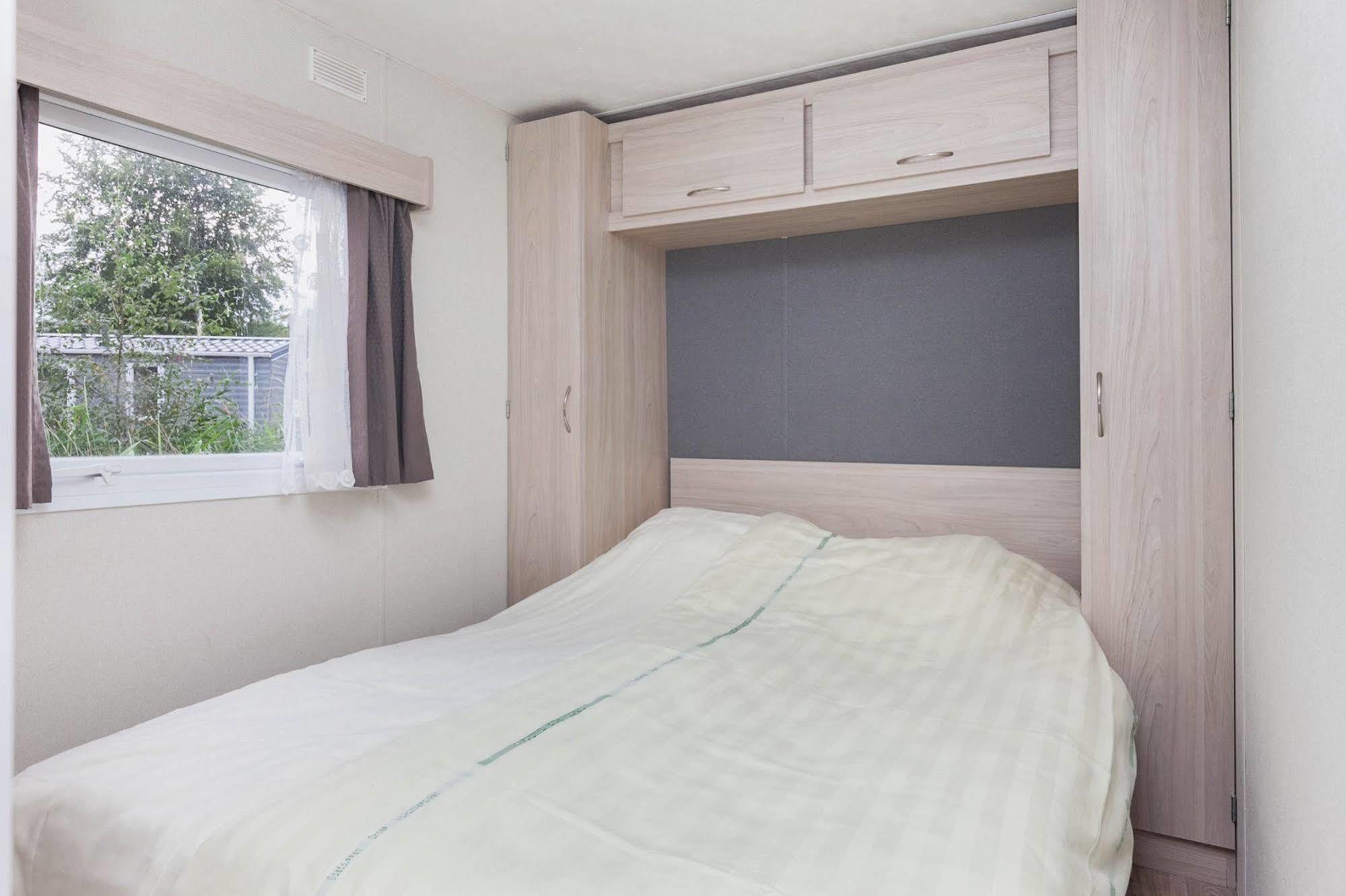 Oostappen Vakantiepark Riviera Beach 比丁赫伊曾 外观 照片